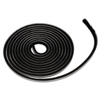 Aufgerollter Bürstenkeder -wird zwischen Griffleiste und Verbindungsprofil montiert, um das Rollo gegen Insekten abzudichten